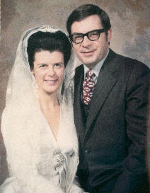 Marianne & Richard Sipe on their wedding day - 1970